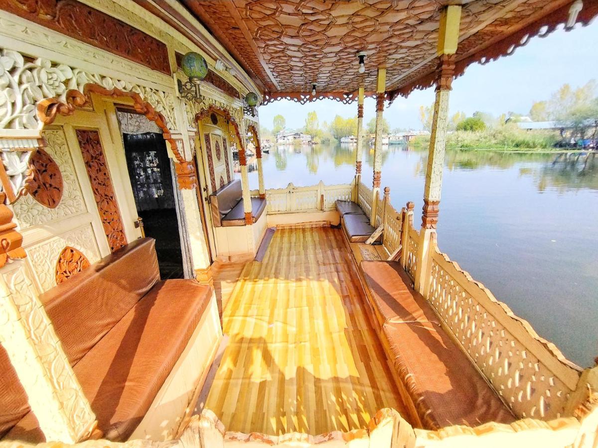 Raja'S Palace Houseboat - Kashmir Srīnagar Exterior foto