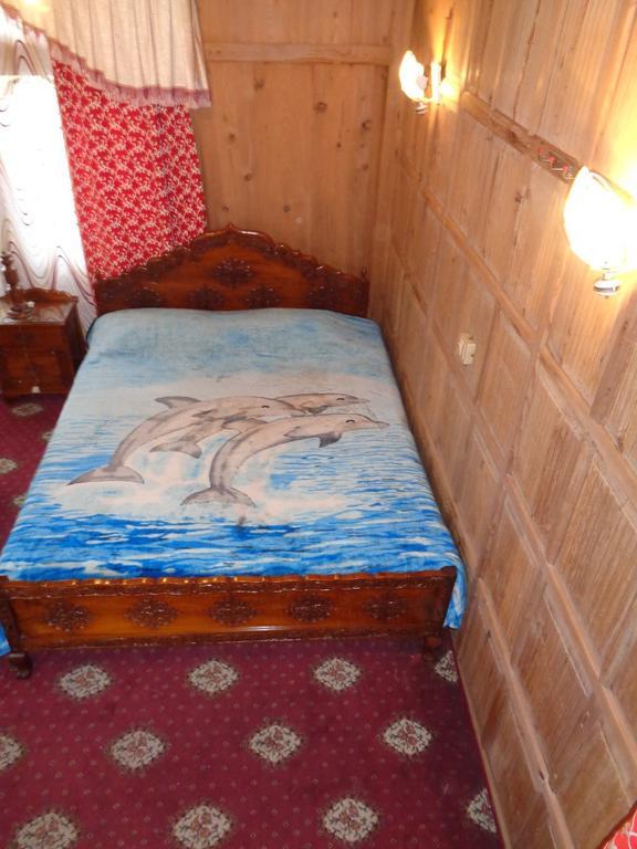 Raja'S Palace Houseboat - Kashmir Srīnagar Habitación foto